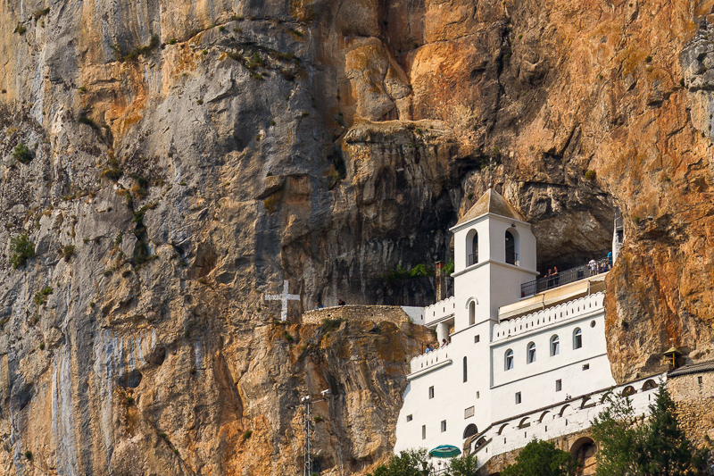 Ostrog kolostor