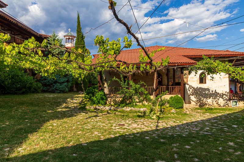 Rozseni kolostor