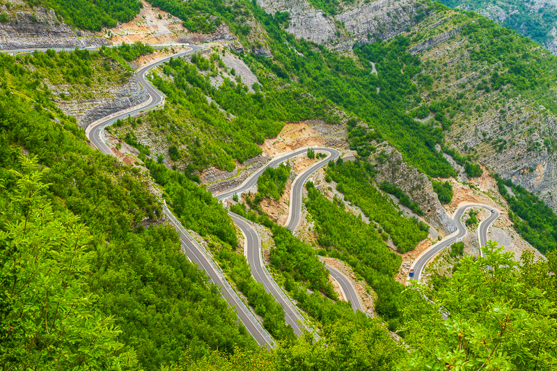 Az SH20-as út szerpentinjei
